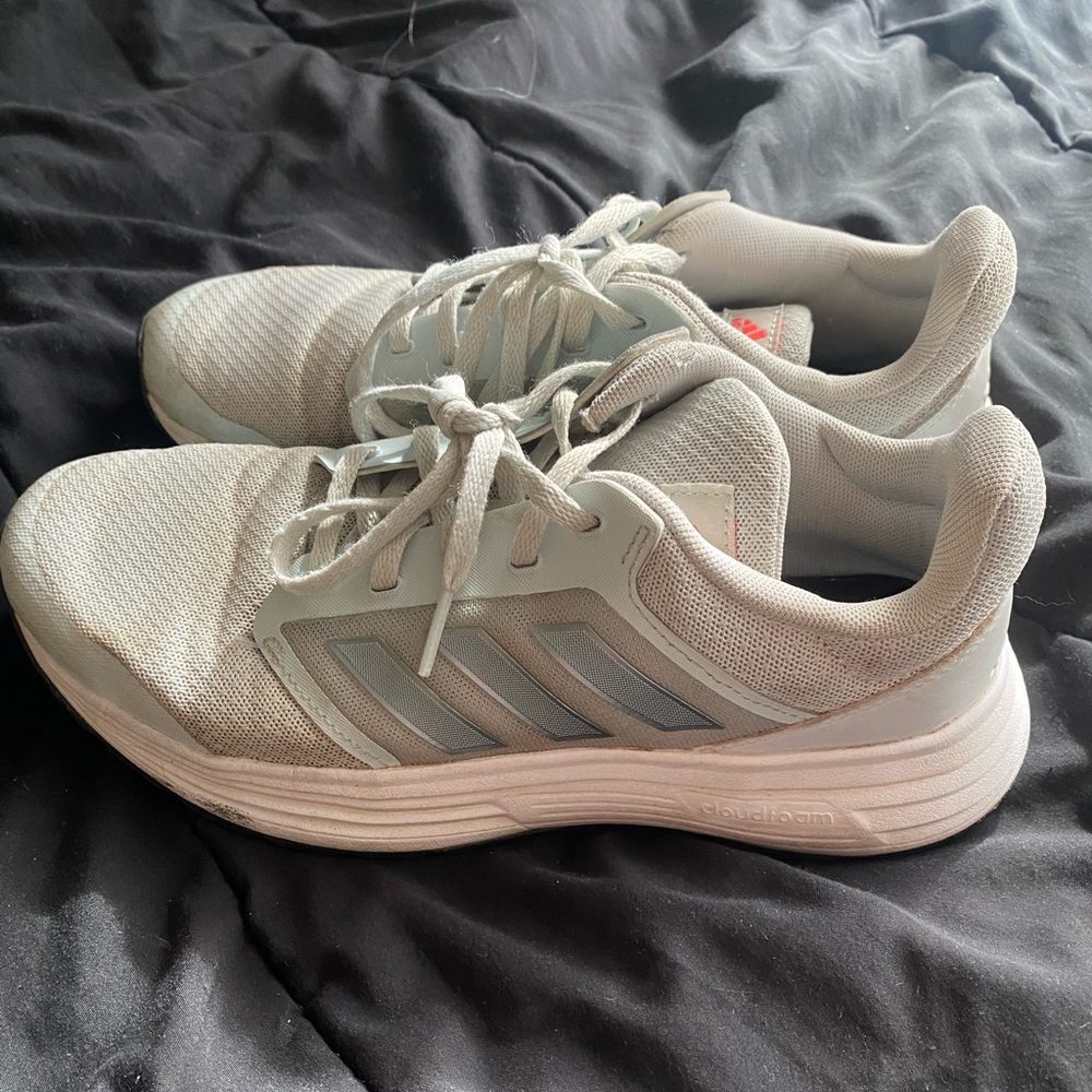 girl’s adidas running shoes